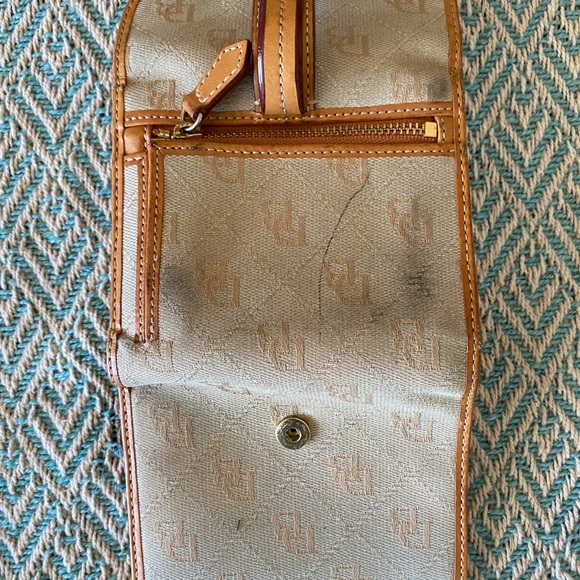 🌺Dooney & Bourke Signature Logo Purse & Wallet Set (Tan) w/Silver Hardware. - Picture 13 of 14